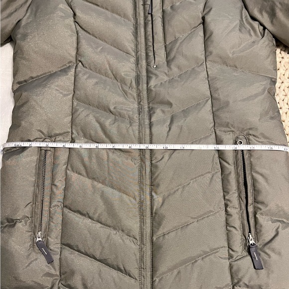 Eddie Bauer Down Winter Jacket - Picture 10 of 14